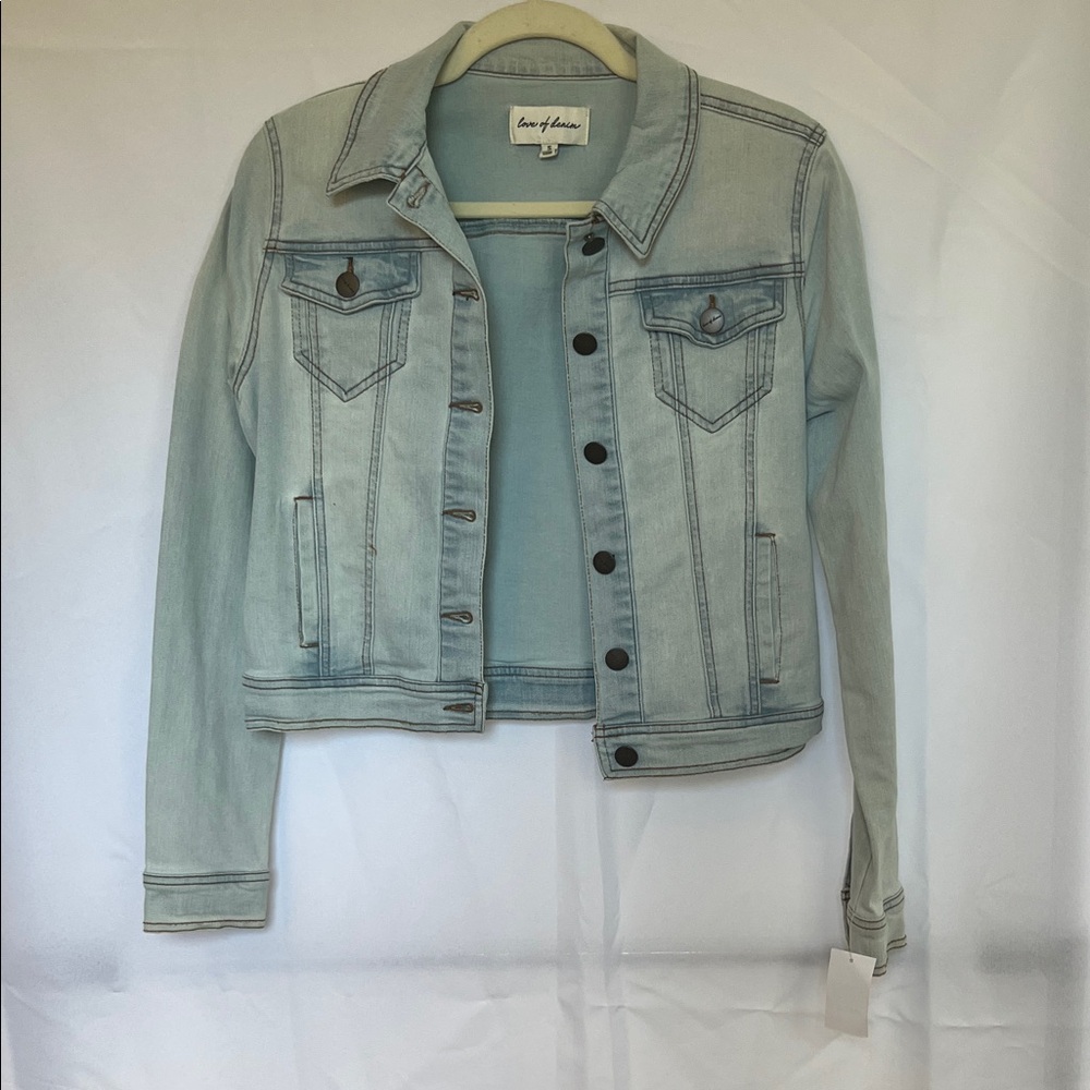 Love Tree Women's Light Blue Denim Jacket